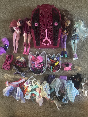 Monster high bundle - high,